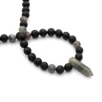 Męski naszyjnik z lawy wulkanicznej i szarych kamieni półszlachetnych