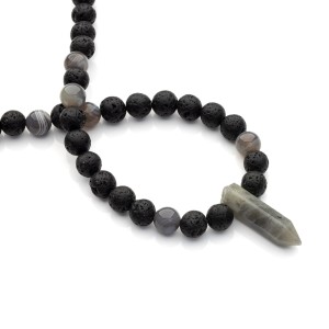 Męski naszyjnik z lawy wulkanicznej i szarych kamieni półszlachetnych