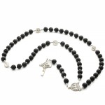 Różaniec z lawy wulkanicznej